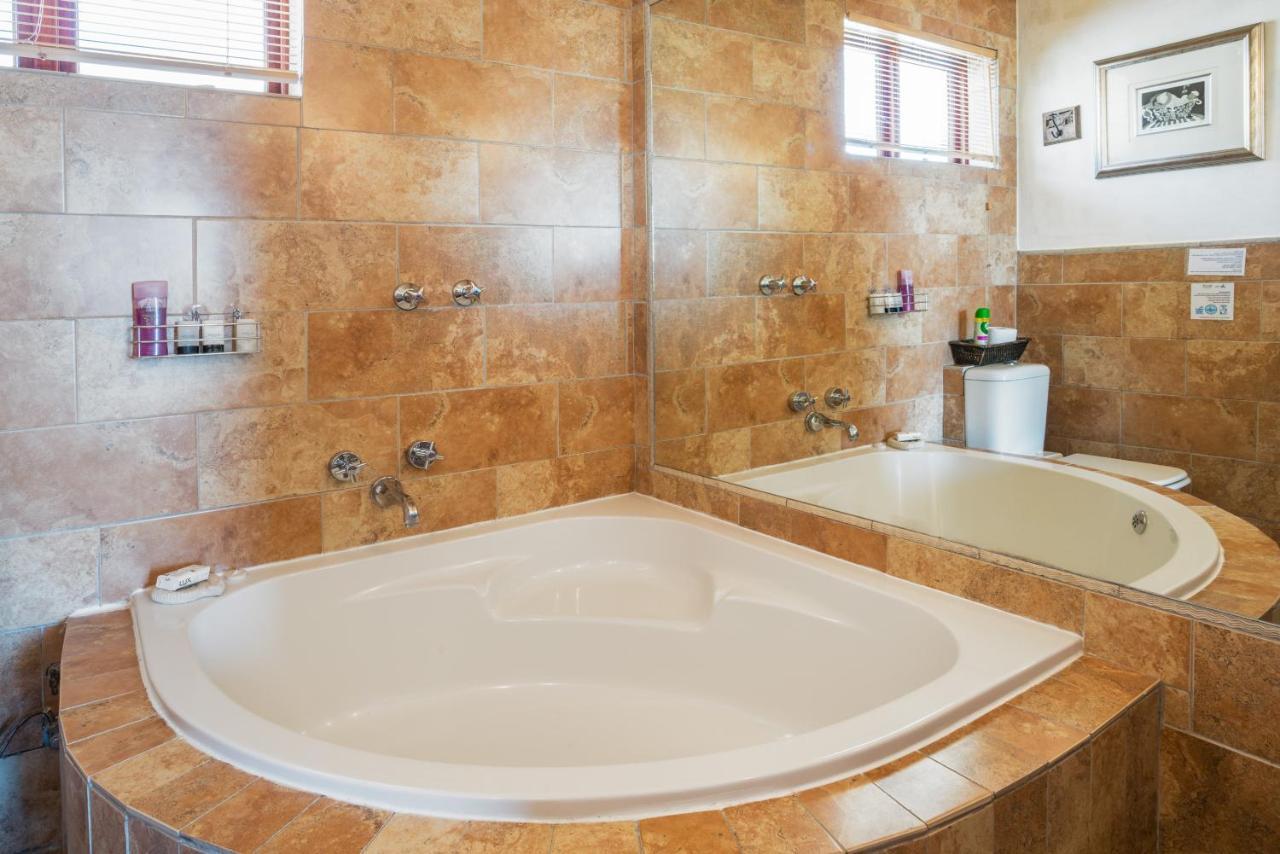קייפטאון Stadium Guest House מראה חיצוני תמונה